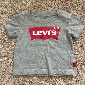 Levi shirt